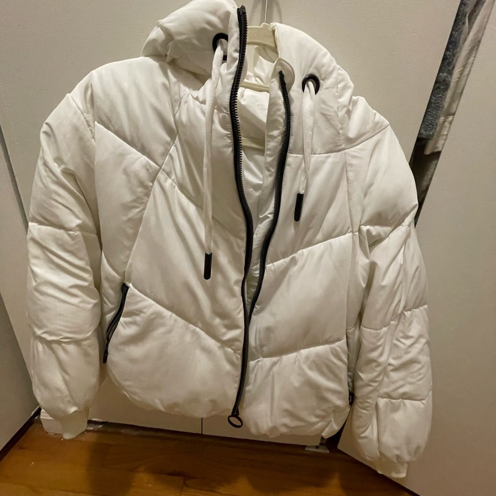 Zara White Puffer Jacket